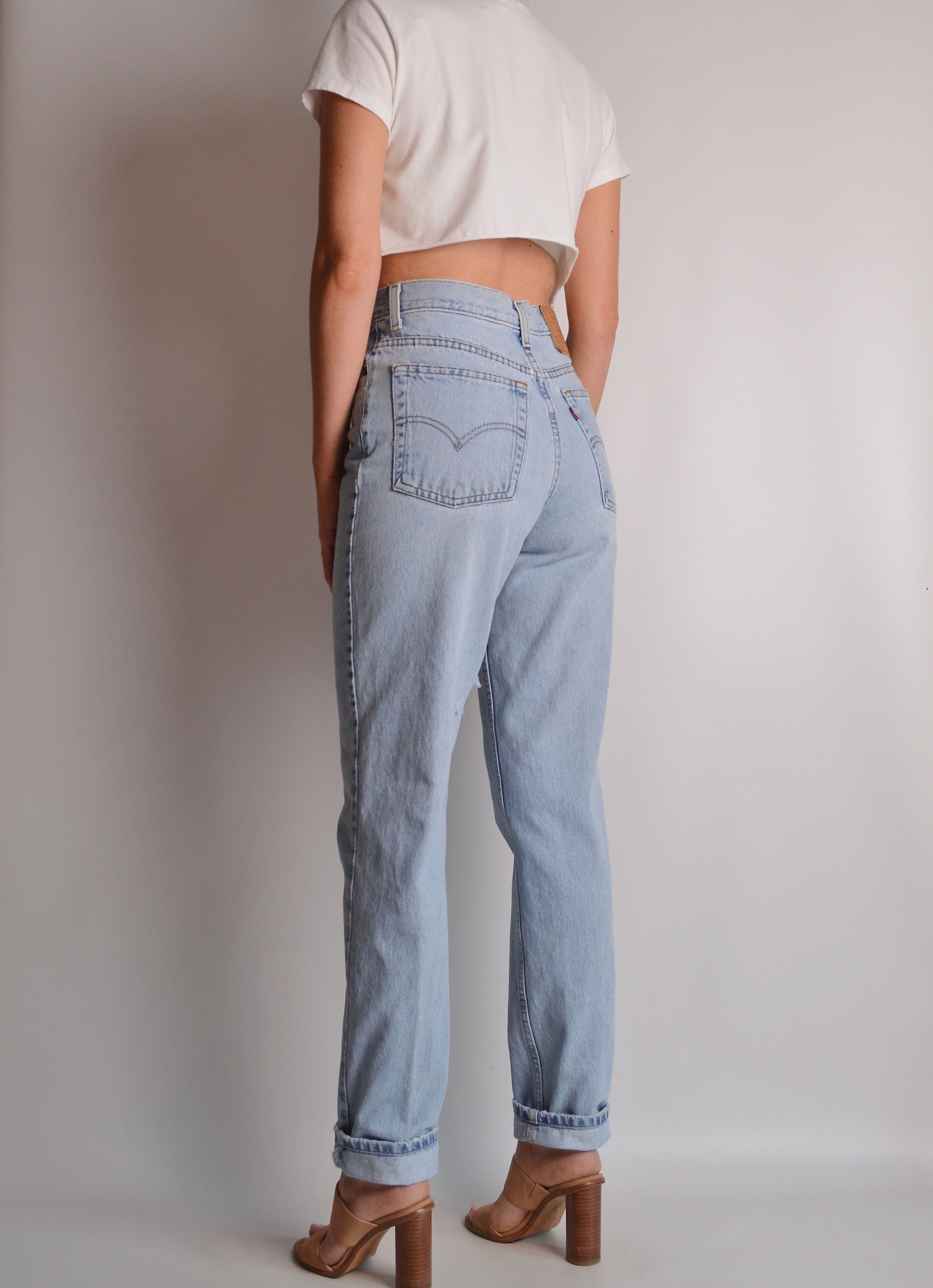 Vintage LEVI'S Slim Fit Denim (28âW) High Waist