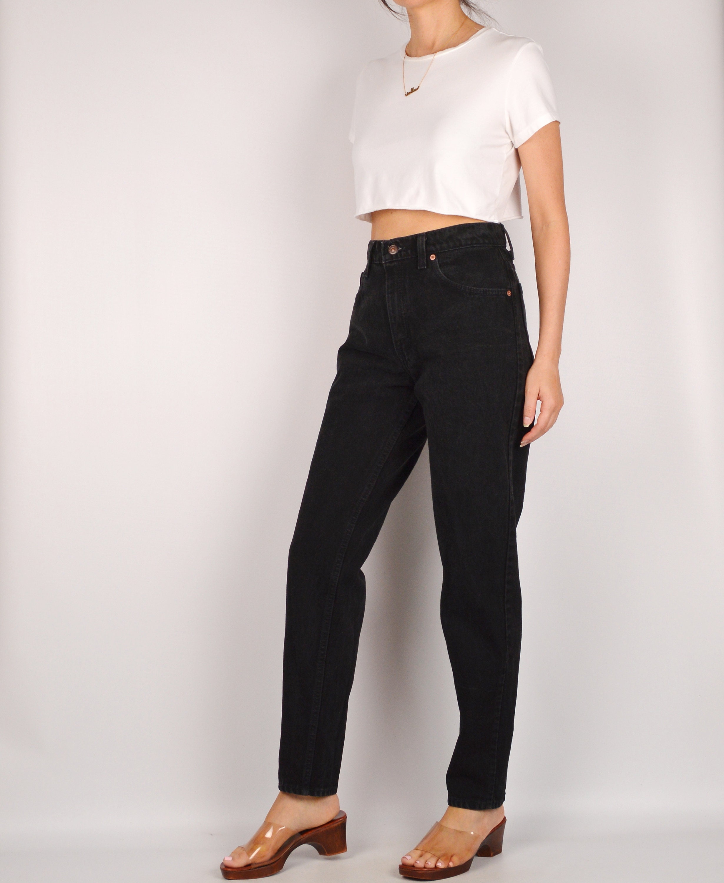 black levis for women