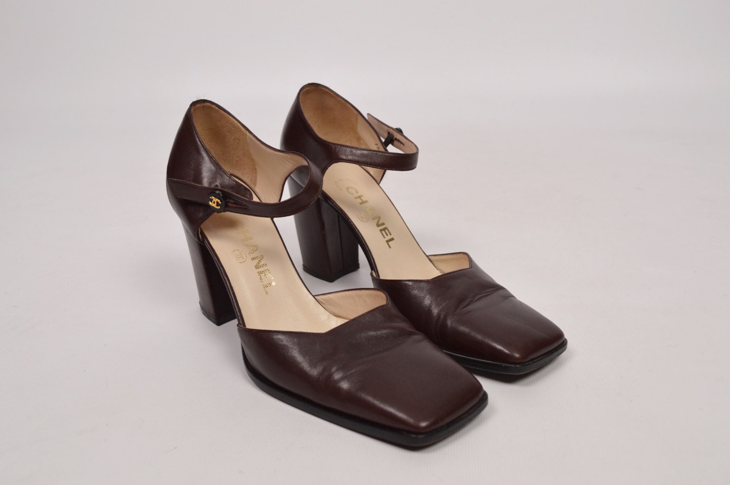 Vintage Chanel Shoes - 762 For Sale at 1stDibs