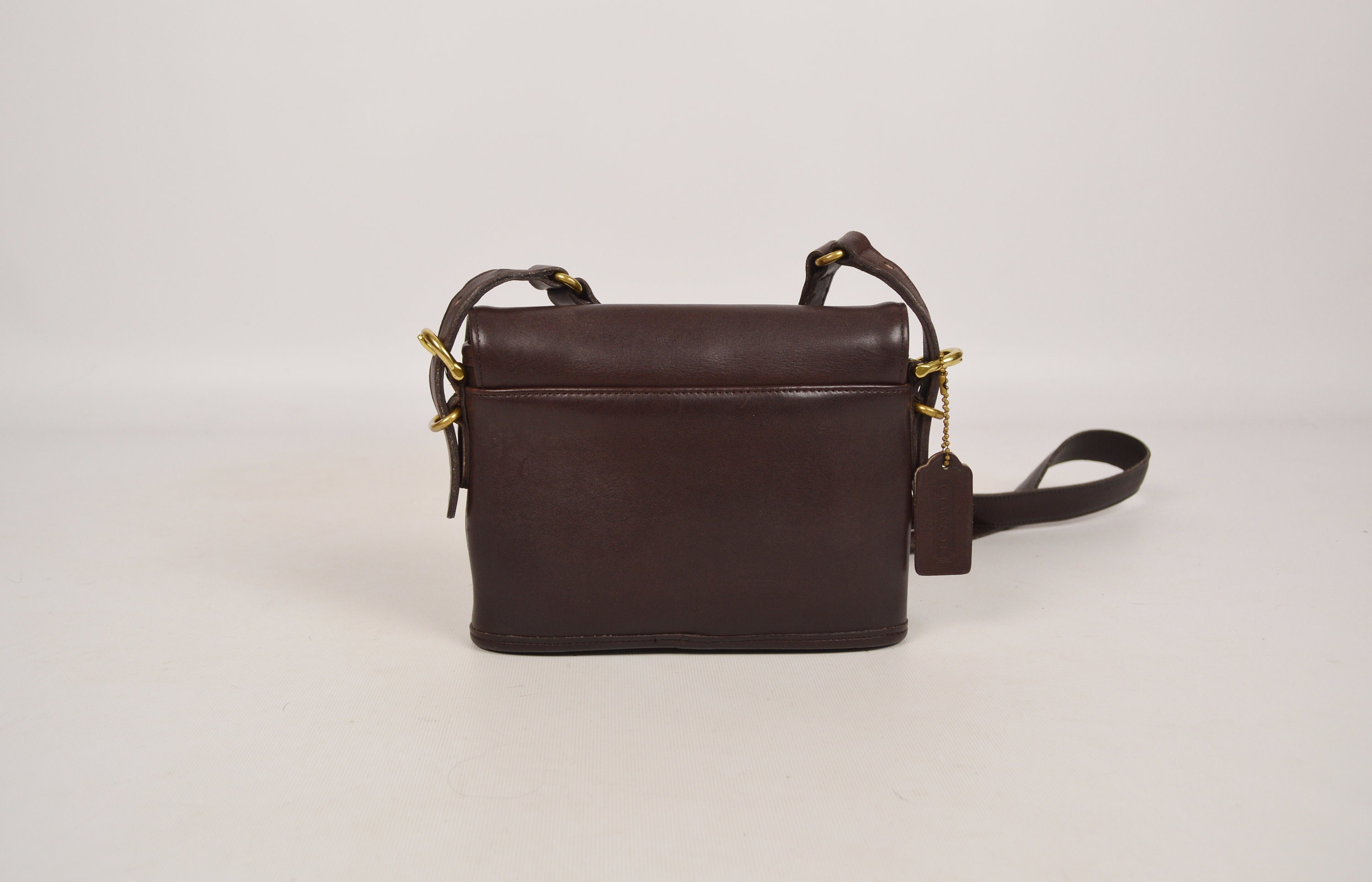 Vintage COACH 9801 chocolate leather Crossbody bag
