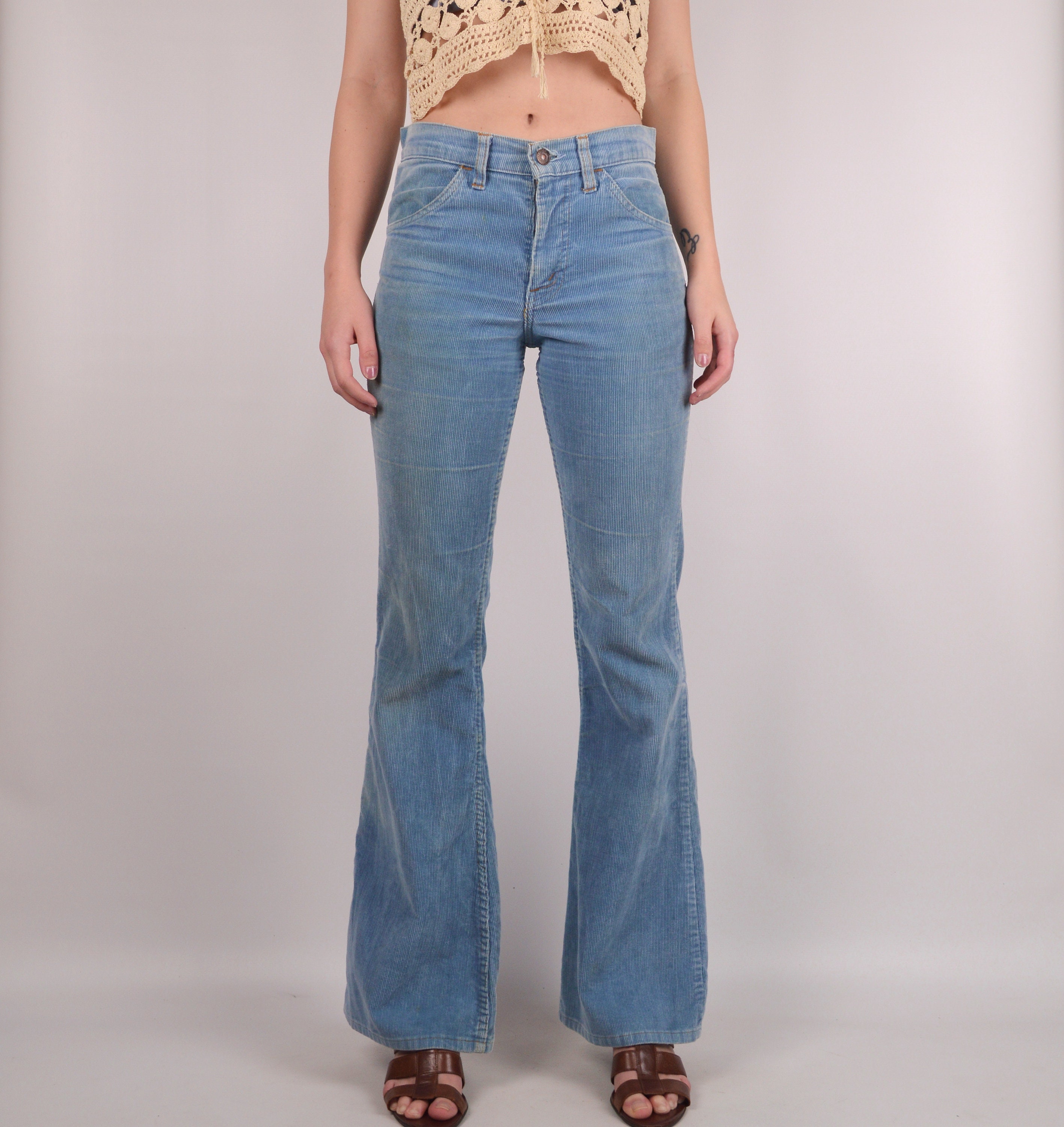 pt 70's LEVI'S Corduroy Flares / xs