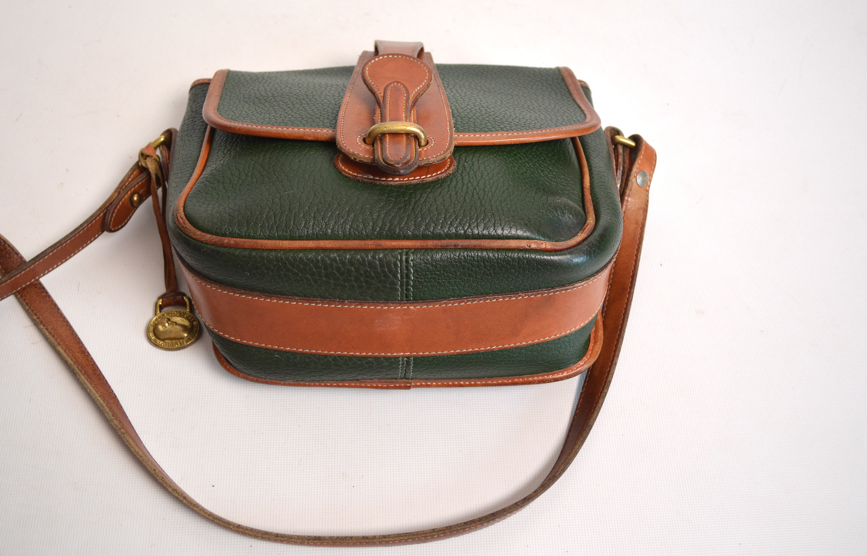 Dooney & Bourke Equestrian Binocular Bag / All Weather Leather crossbody  vintage