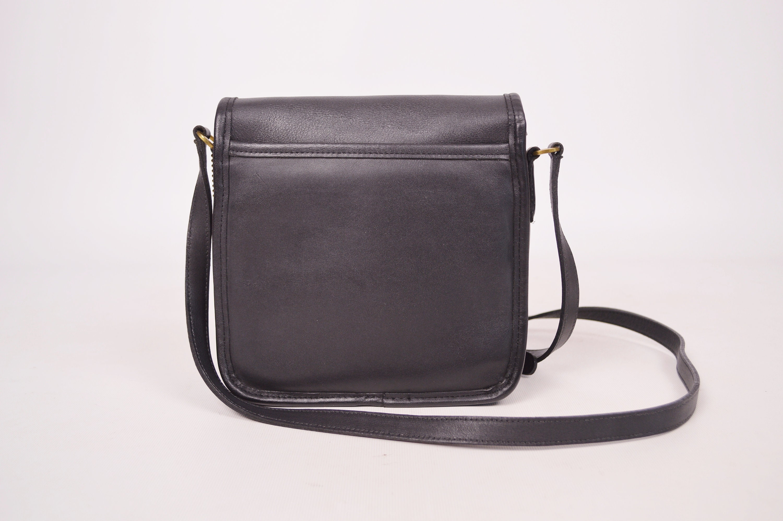 Indulge Designer Resale Boutique - Vintage Coach Legacy Companion Flap  Crossbody!! Price $49.99 We are open 12-5 today!!