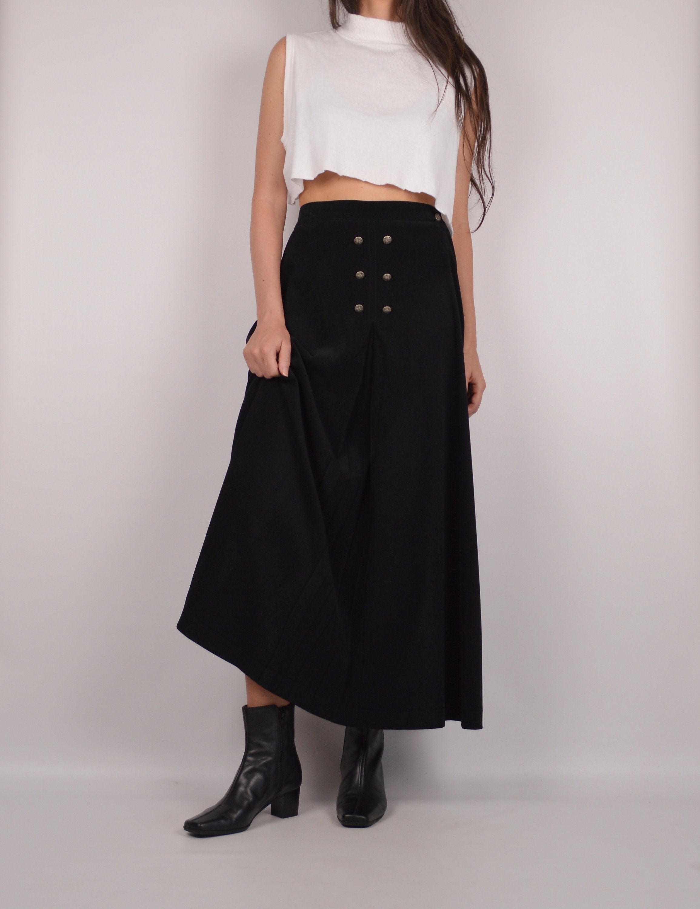 70's Black Circle Skirt