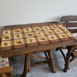 Original 1970s West Germany Table Runner | Mid Century Boho Woven Tablecloth | Earthy Orange Brown Flower | Retro Popcorn Knit 47x122cm