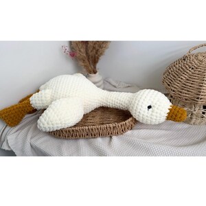Handmade Crochet Goose Plush – Chenille Amigurumi, Nursery Decor (55-58cm)