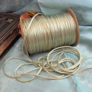 Vintage Hellgrün Satin Rattenschwanz Kordel Nähen Trim 3 mm 1/8 "Zoll Extra Fancy - 10 + Yards - Mehr verfügbar und viele mehr Farben!!