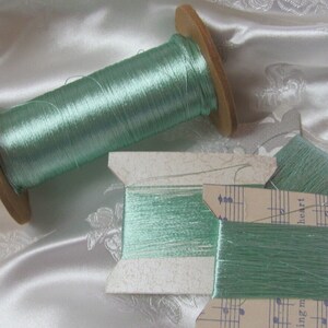 100% Seidenfaden // Vintage Stickgarn aus Seide /// Minty Grün je 20m // über 60 weitere Farben in meinem Shop erhältlich
