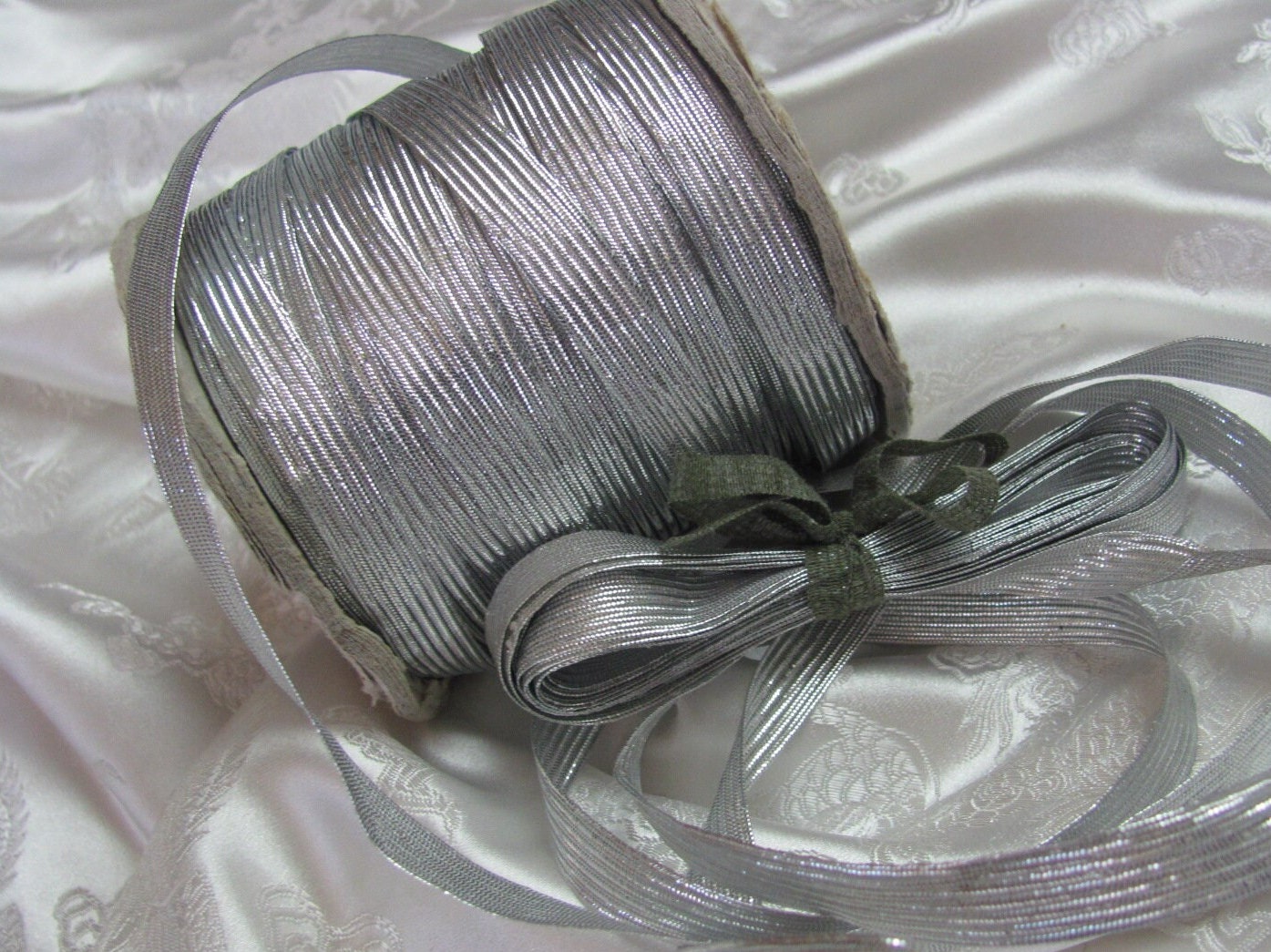 トップス theredthread layer ensemble ribbon gray トップス theredthread layer ensemble ribbon gray トップス