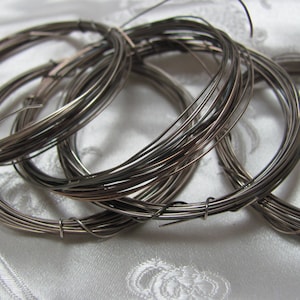 Drut metalowy ze srebra próby 925, 24 AWG, półtwardy, okrągły, 10 stóp lub 3 metry, 24 AWG, lekko zmatowiały, do pakowania biżuterii