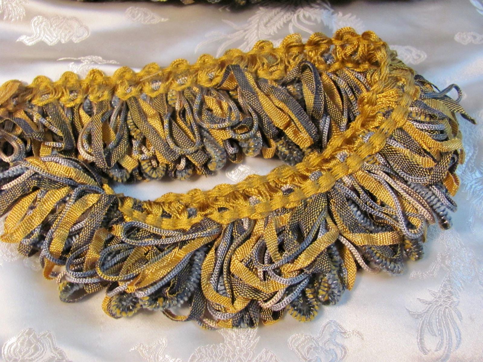 Dark Gold Green Thick Loop Ribbon Fringe Upholstery Pillow Lampshade ...