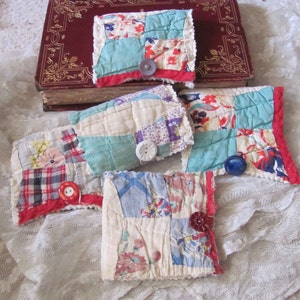 Handmade Needle Case Book Holder for Sewing Embroidery Pins Scissors Thread // Made with Antique Quilt - Others available in my shop