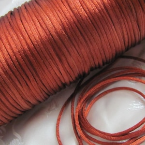 Braun Rost Satin Rat Tail Cord Beilaufband Zierleiste 2-3 mm - 10 Meter - viele weitere Farben in meinem Shop erhältlich!!