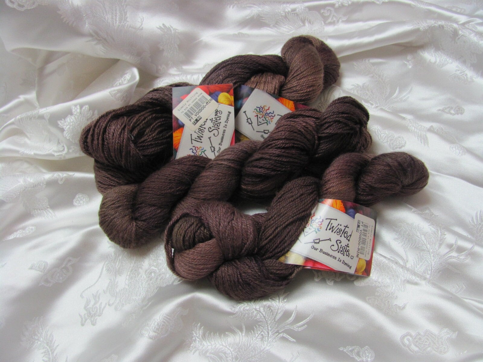 Fil à Tricoter Twisted Sister Mink - Composition 54% Laine, 24% Nylon, 22% Coton, Lot De 5 Pelotes