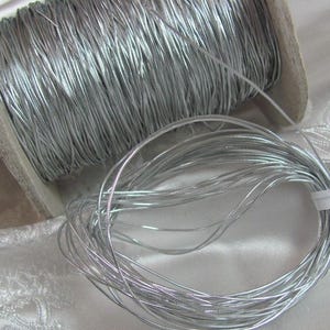 1mm Silver Metallic Elastic Cord Thread Jewelry Round - Your choice quantity - More colors of elastic in my shop *free letter rate shipping*
