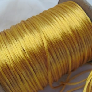 Vintage Goldenrod Gelb Satin Rattenschwanz Kordel Nähen Zierleiste 3mm Extra Fancy - 10 oder mehr Yards - Mehr verfügbar und viele mehr Farben!!