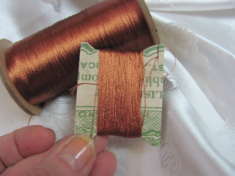 Real Silk Thread 100% Silk Thread // Vintage Floss Real Pure Silk Sewing /// Brown 20 40 ...