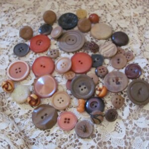 Buttons Lot of 46 Assorted Antique Vintage Bakelite Vegetable Plastic Buttons image 2