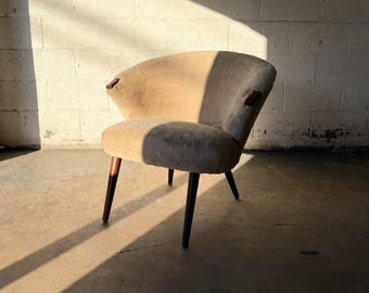 Vintage Danish 1950s Mid-Century BENT MØLLER JEPSEN Lounge Chair, Beige Fur-Like Upholstery