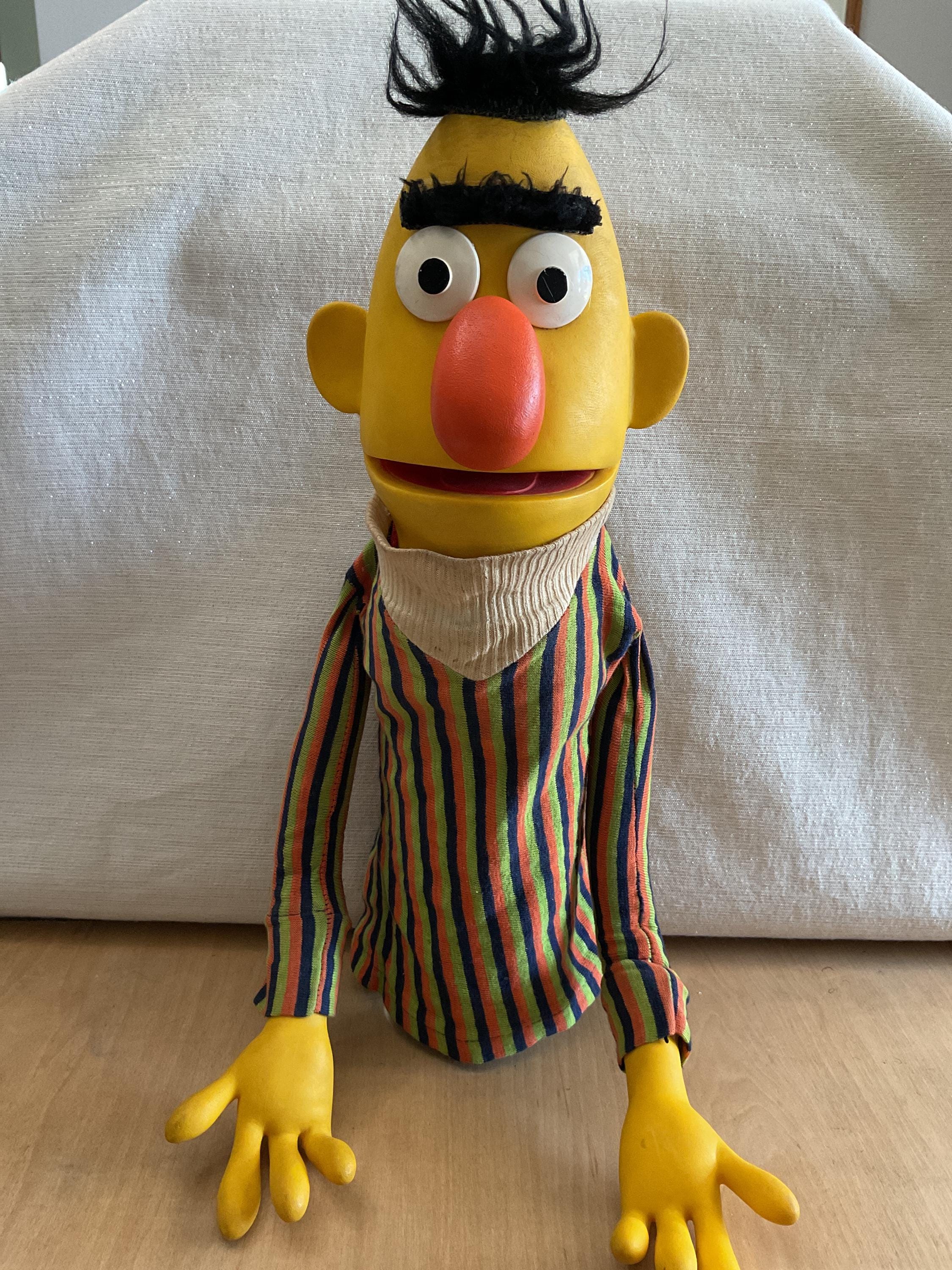 Bert And Ernie Sesame Street Vintage Hand Puppets Original