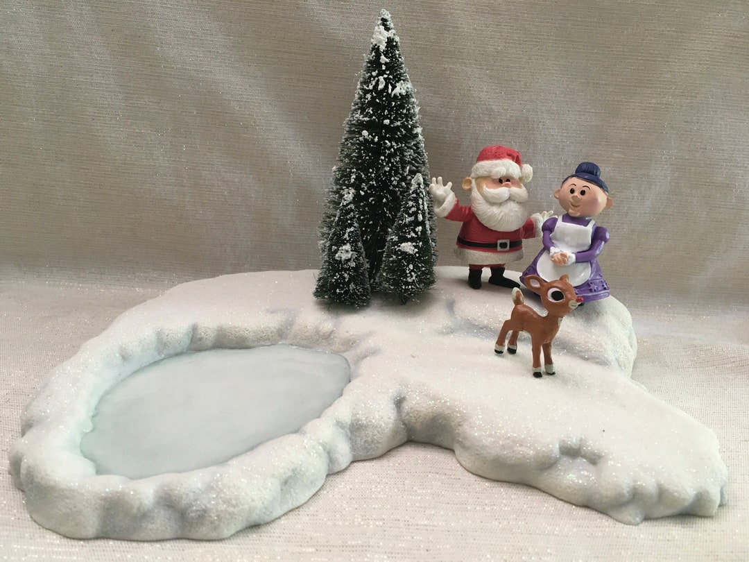 Vintage Rudolph the Red Nosed Reindeer Figures and Enesco Pond Display ...