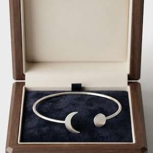 Halbmond-Armband aus Sterlingsilber, offene Manschette, himmlisches Armband als Geschenk