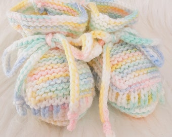 0 to 3 Month - Stay-on Variegated Baby Booties  - Blue, Yellow, White, Green and Pink Pastels - Hand Knit - Newborn