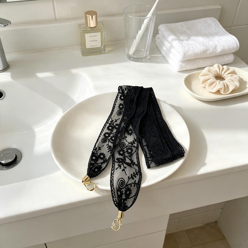 Nastro per capelli floreale in pizzo, fascia per capelli con delicato foulard e cristalli, accessorio per capelli vintage a forma di fiocco per donna, regalo per capelli da sposa black