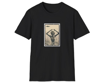 Alien Heart Hands T-Shirt | Unisex Tee