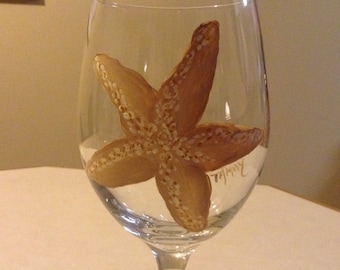 Wine glass, starfish, hand-painted, dishwasher safe