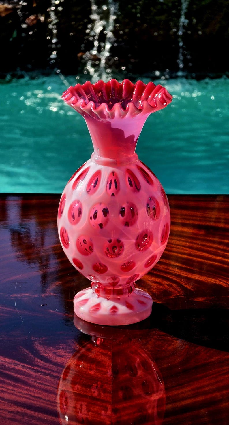 Circle Ruffle Pattern Fenton Cranberry Opalescent Coin Spot Art Glass Vase β Ruffled Rim ...