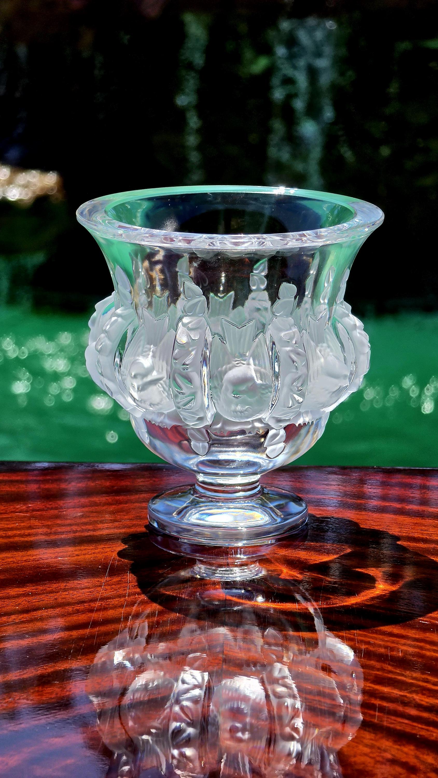 Lalique Crystal Vase - Etsy Lalique Crystal Vase - Etsy