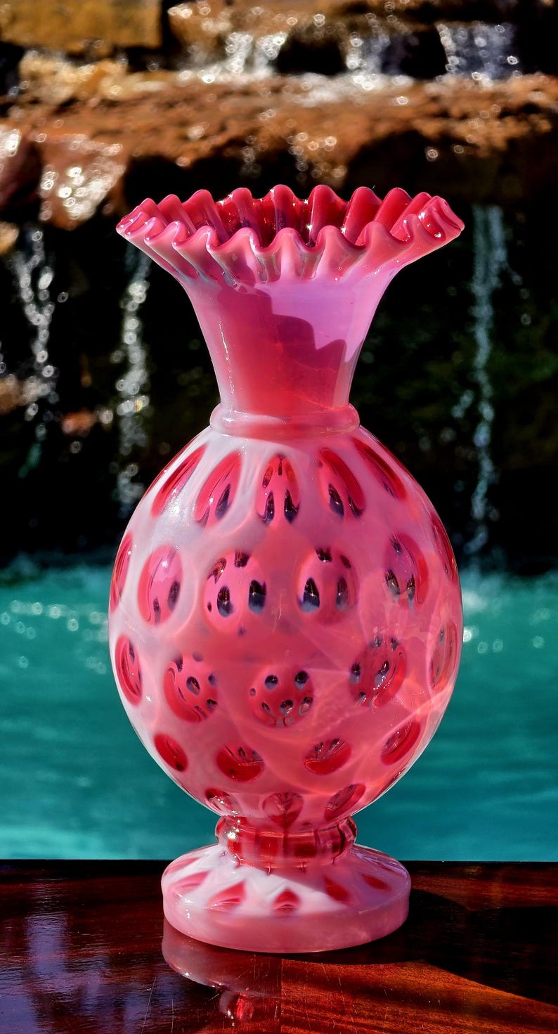 Circle Ruffle Pattern Fenton Cranberry Opalescent Coin Spot Art Glass Vase β Ruffled Rim ...