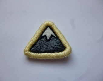Embroidered Mountain Patch - Mountain Nature Skiing Hiking Camping Patch Yellow Trim