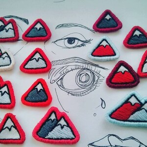 Embroidered mountain patch gift set (pack of 2) - camping hiking skiing patches