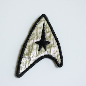 Star Trek Cosplay Embroidered Patch - Silver Starfleet Commander Uniform Badge Easy Halloween Costume