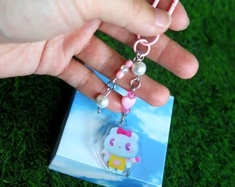 Keychain with acrylic charm and beads | danglingkeys by rosie