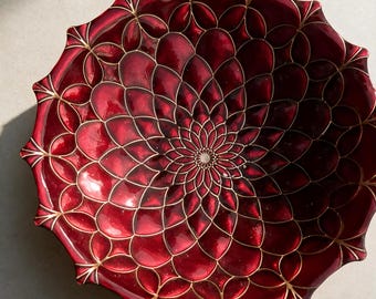 Vintage Ruby Red Dahlia Centerpiece Bowl Gold Filigree Scalloped 10 Inch