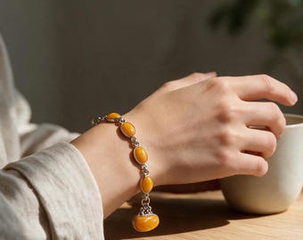 Vintage Butterscotch Amber Sterling Silver Link Bracelet Baltic Drop Charm 925