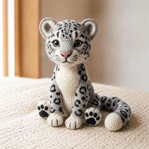 Haakpatroon voor een sneeuwluipaard, Amigurumi Wild PDF, Handleiding voor een pluche safari-kat, Realistische handleiding voor een gevlekte luipaard, Digitale download