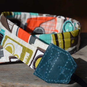 Camera strap - Retro cameras with teal leather