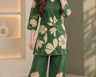 Hand-Drawn Lotus Floral Cotton Kurti Palazzo Set | V-Neck, Wide-Leg (2-Piece)