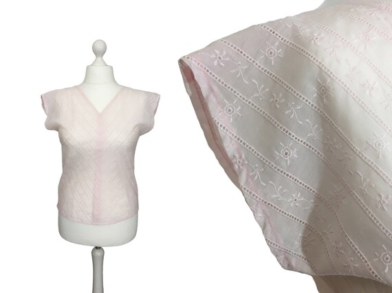 Shell Pink Button Back Blouse | Vintage 1950's Emb