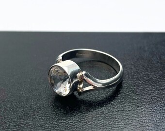 Anello in argento danese di Niels Erik From, anello solitario in argento con cristallo di rocca, gioielli firmati della metà del secolo degli anni '60, designer N.E. Dalla gioielleria