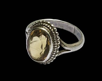 November Birthstone Citrine Quartz Crystal Silver Ring in Size UK L / M Circa 1990s Modern Vintage