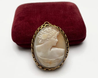 Vintage Cameo Brooch and Pendant of Woman with Flower in Hair in Carved Shell with Gold Gilt Frame Circa 1940s