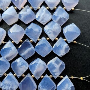 Cuentas de ágata azul AAA con encaje, facetadas, con forma de hoja briolette, de 15 x 18 mm, 10 piezas, par a juego para joyería.
