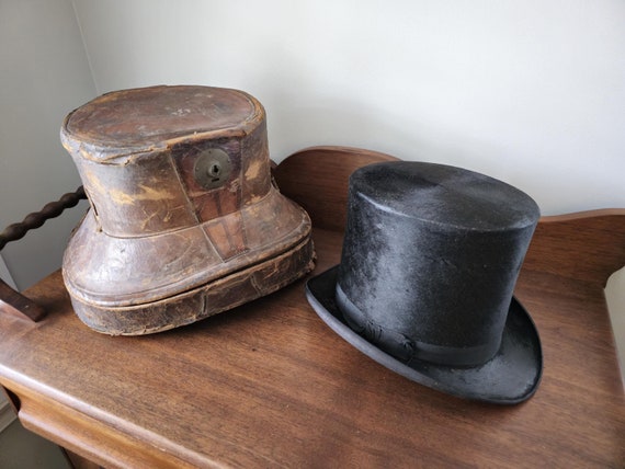 Antique Holt Renfrew Quebec Top Hat with Leather Hat Box