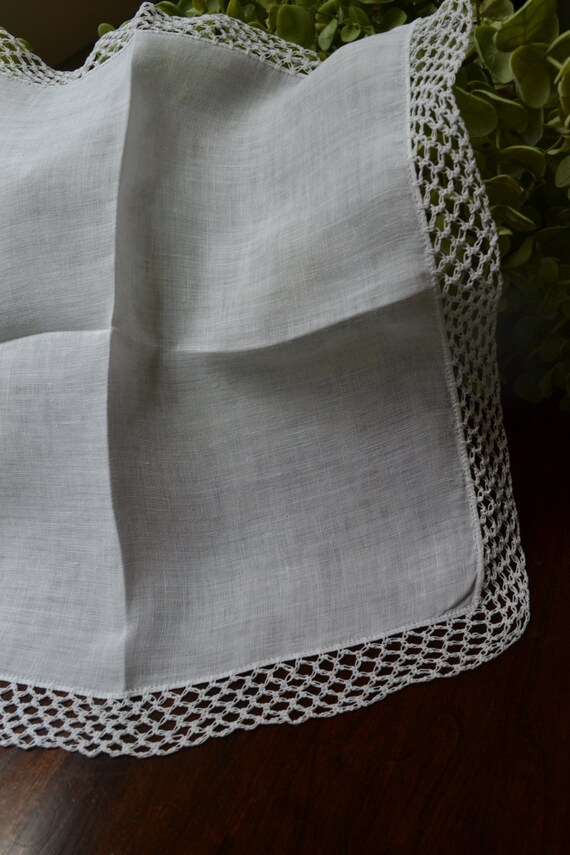 Vintage White Linen Handkerchief, Crochet Lace Tr… - image 4