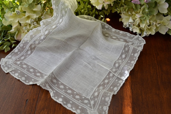 Vintage Wedding Handkerchief Ivory Handkerchief vintage Ivory